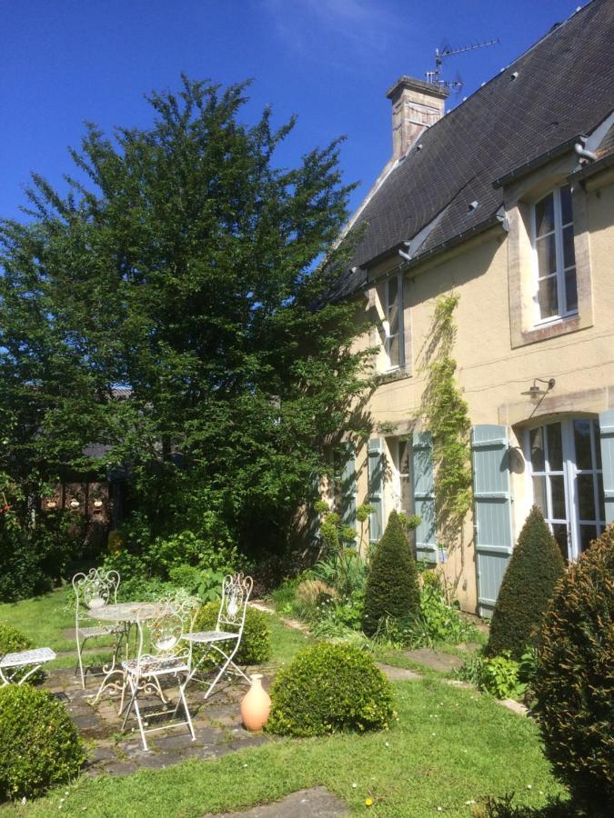 De ma fenetre Bed & Breakfast Saint-Martin-des-Entrées Eksteriør bilde